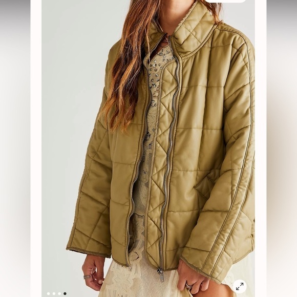 Free People We The Free Dolman Quilted Vegan Jacket Curly Willow - Picture 2 of 9